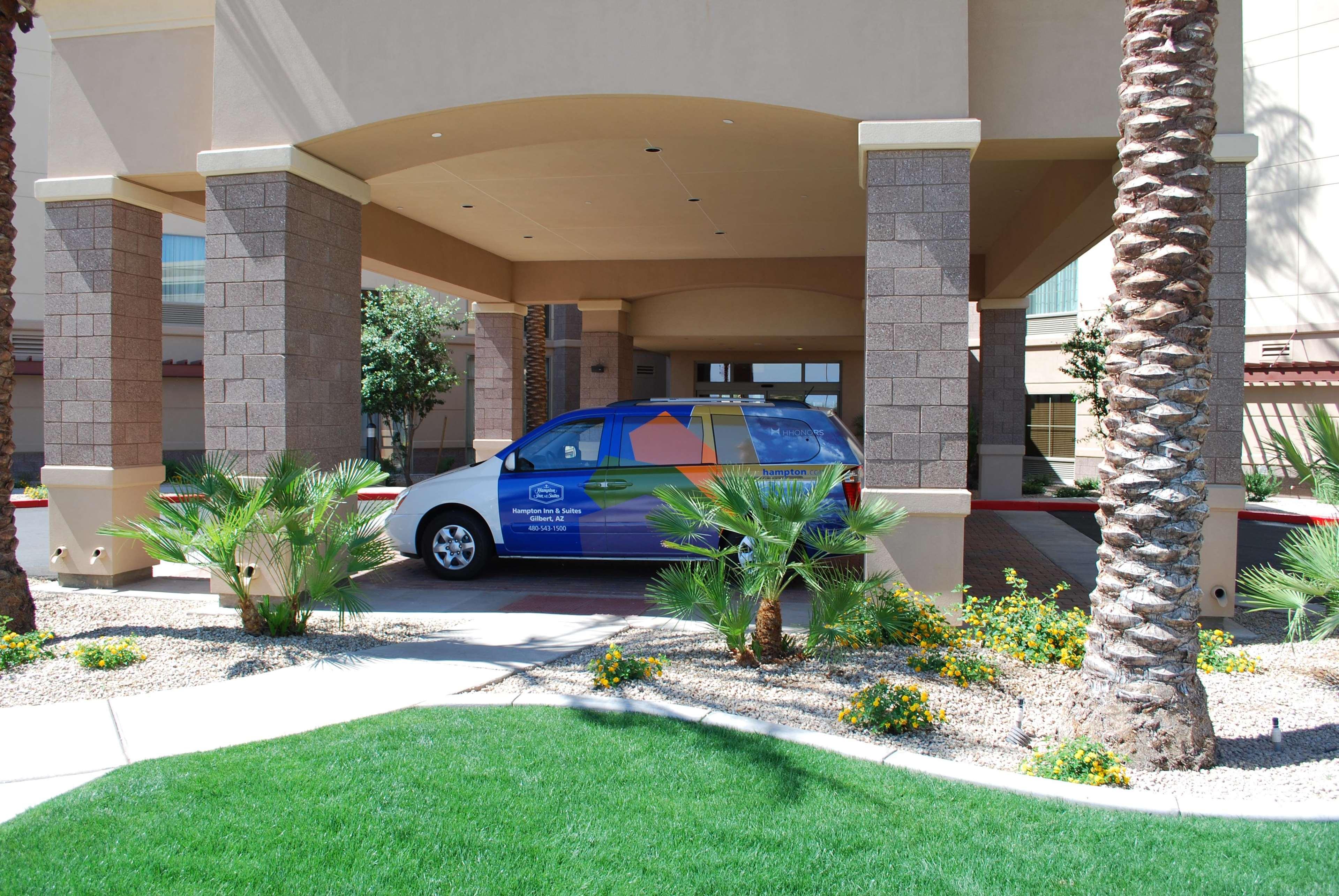 Hampton Inn & Suites Phoenix/Gilbert Exterior photo